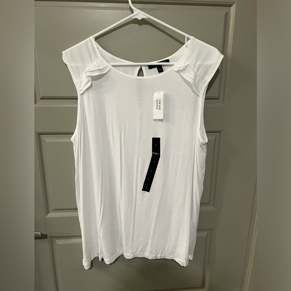Banana Republic Tops - Banana Republic- NWT White Sleeveless Top